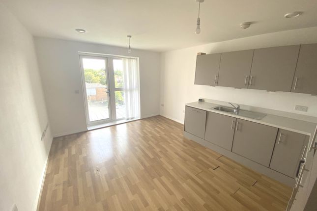 64 Gemini Park, Manor Way, Borehamwood photo 3