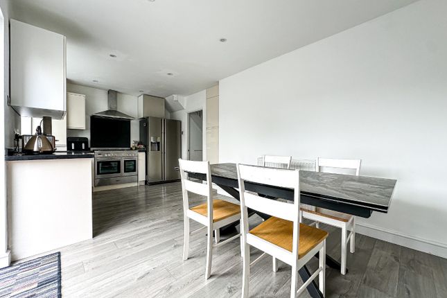 55 Buckland Road, Taunton, Somerset photo 4