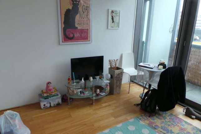 Studio to rent in Greengate, Manchester