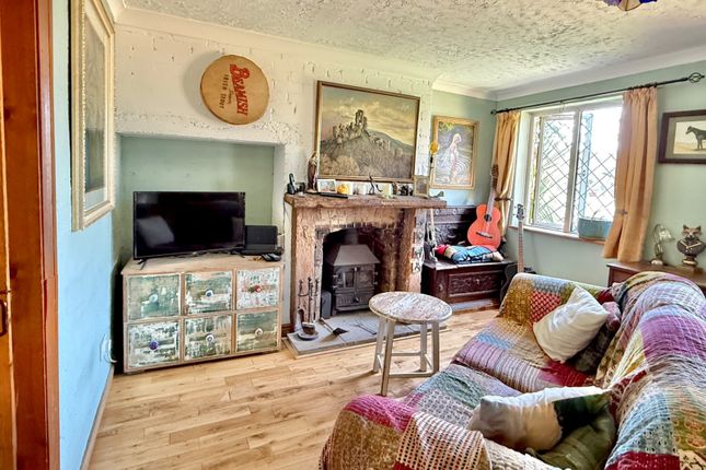 4, Wessex Estate, RINGWOOD photo 4