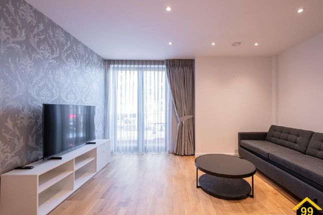 Flat 4, Corinthian Court,, Ruislip photo 2