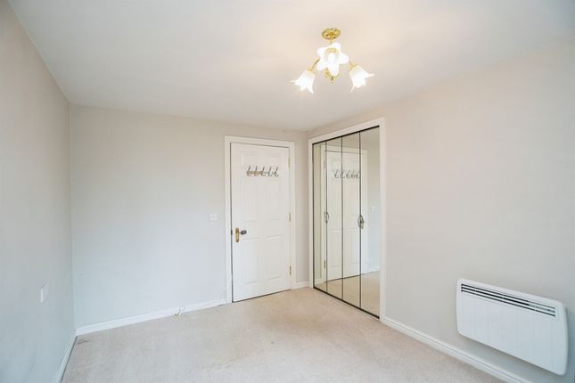 Property to rent in Hempstead Road, Watford