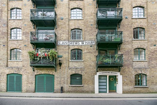 Thumbnail Flat for sale in Shad Thames, London
