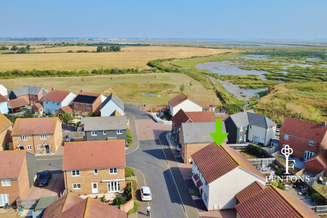 36, Arthur Ransome Way, Walton-on-the-Naze photo 3