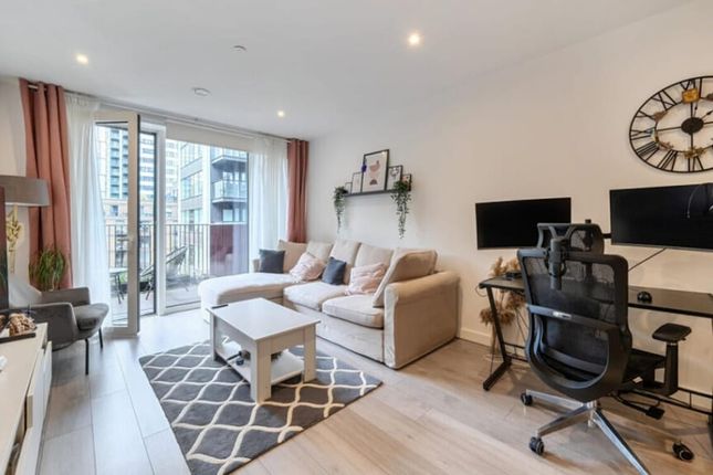 Apartment 602, Octavia Apartments, London photo 3