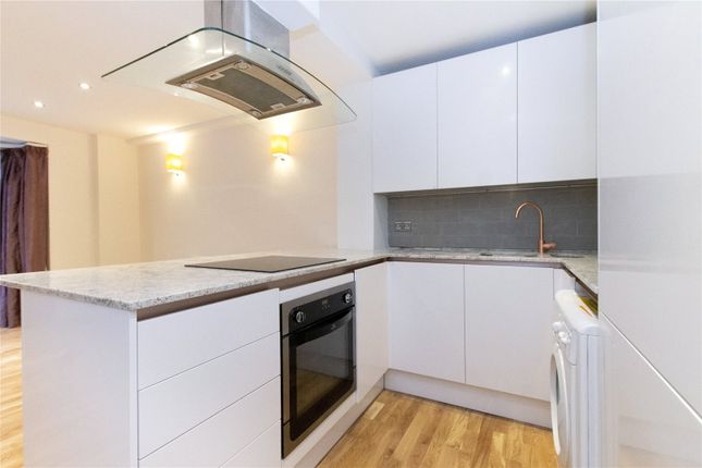 Thumbnail Flat to rent in Cromwell Road, London