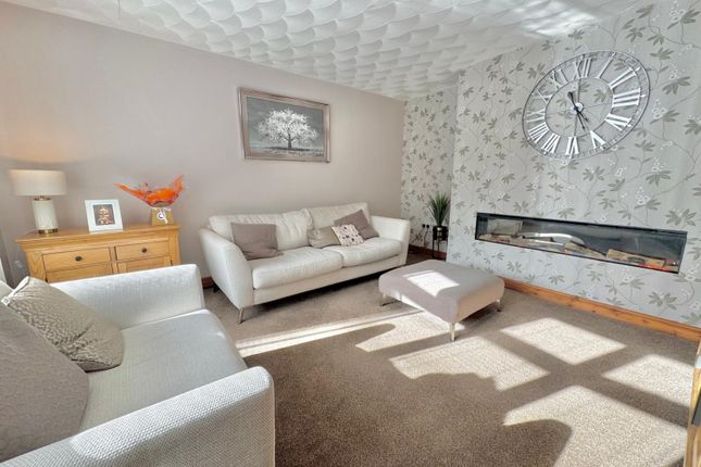 12, Normanby Close, Seaham photo 3