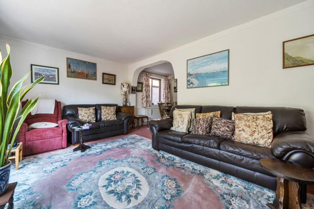 49, Greenway Close, Totteridge photo 4