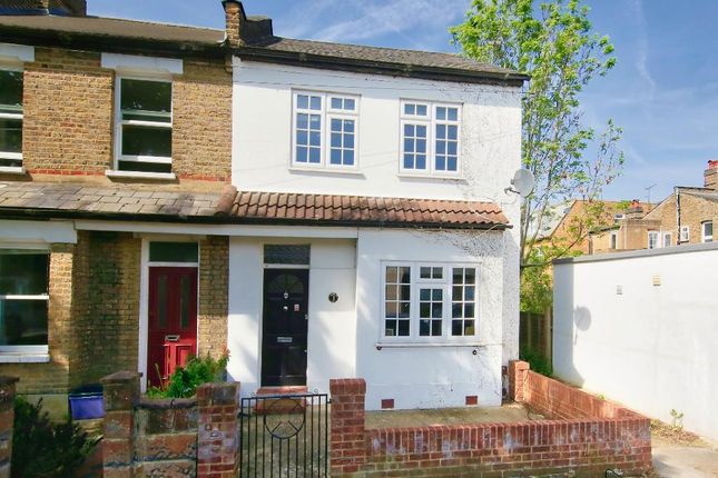 End terrace house to rent in Sydney Road, Raynes Park