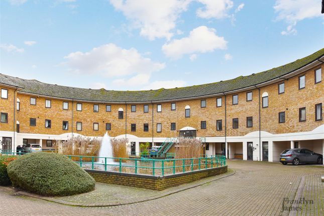 Thumbnail Flat for sale in Plover Way, Surrey Quays, London