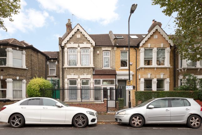End terrace house for sale in Harold Road, Leytonstone, London