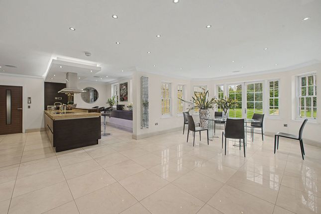 1 Eyebrook Road, Altrincham photo 2
