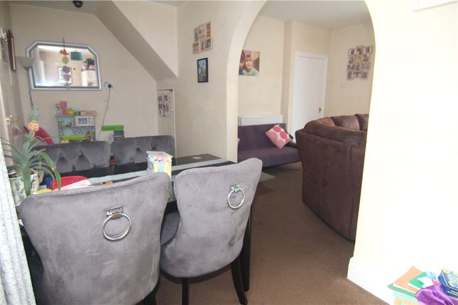 18, Norton Avenue, Durham photo 3
