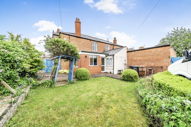 Semi-detached house for sale in Grantham Road, Sleaford, Lincolnshire
