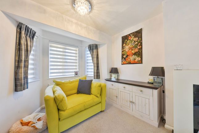 3, Brockett Close, Welwyn Garden City photo 4