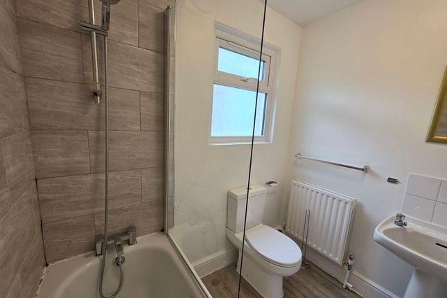 22B, Freemantle Street, London photo 5