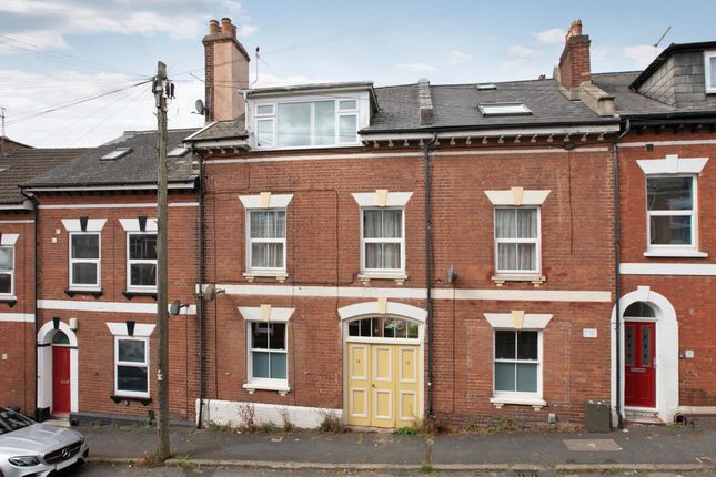 HMO Portfolio Exeter, Exeter photo 2