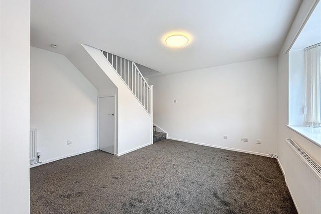71, Pickering Avenue, Hornsea photo 4