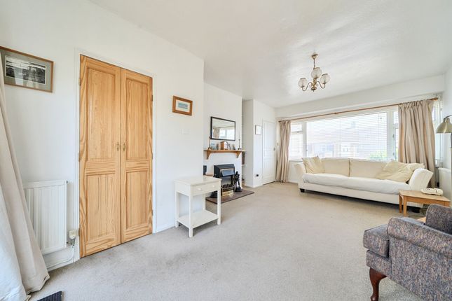 2 Turner Way, Chichester photo 3