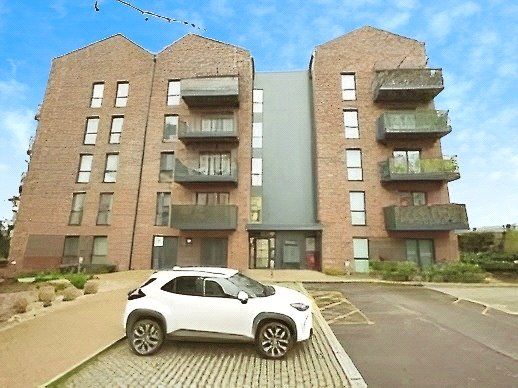 Flat for sale in Riverwell Close, Watford, Hertfordshire