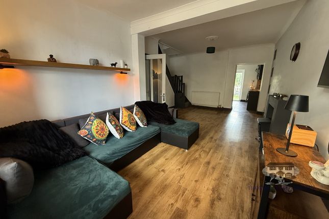 6, Llewellyn Street, Tonypandy photo 3