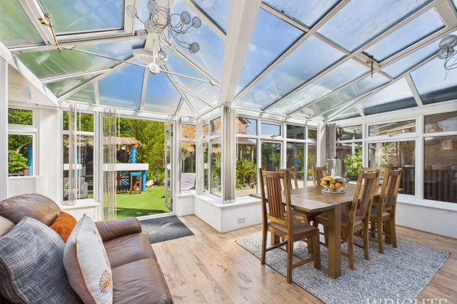 6, Bader Close, Welwyn Garden City photo 2