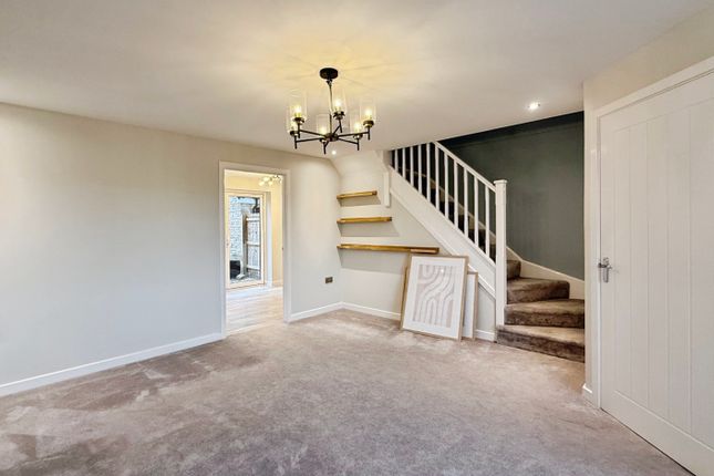 3, Saturn Close, Warminster photo 4