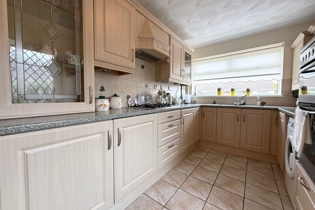 10 Brynffynon Close, Aberdar photo 5