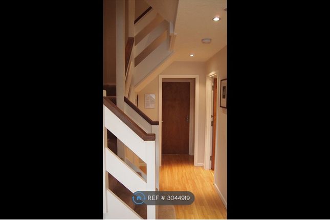 Aintree Road, Crawley photo 4