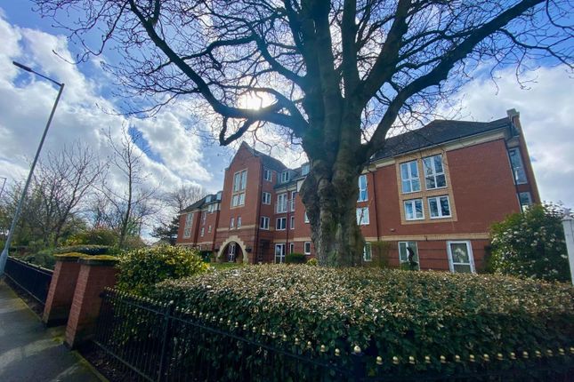 Flat for sale in Freshfield Road, Formby, Liverpool