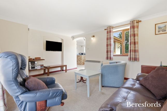 Hawthorn Cottage,, Skreens Park Road, Essex photo 3
