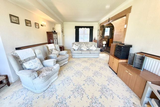 103, Oakham Road, Dudley photo 3
