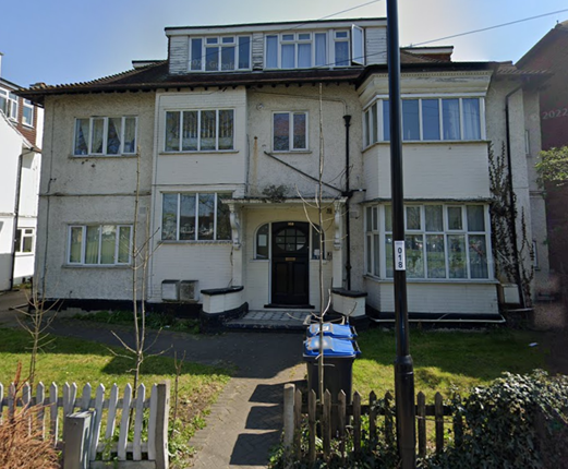 Thumbnail Flat for sale in Woodside Green, South Norwood, London