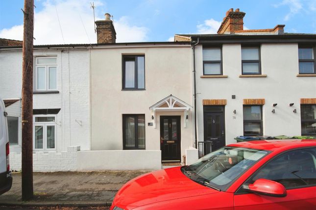 Thumbnail Terraced house to rent in Fearnley Street, Watford