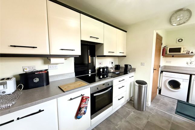 4, Alder Lane, Lancashire photo 3