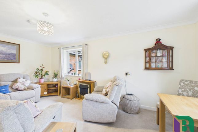 39, Aspley Court, Milton Keynes photo 4