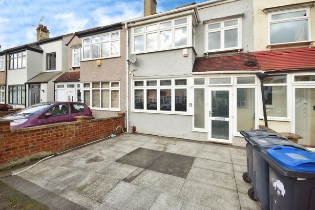 Terraced house to rent in Galpins Road, Thornton Heath