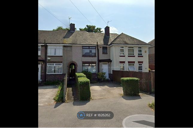 Front Of House With Drive