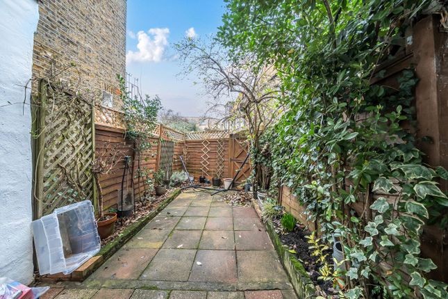 Gff, 145, Oakhill Road, London photo 4