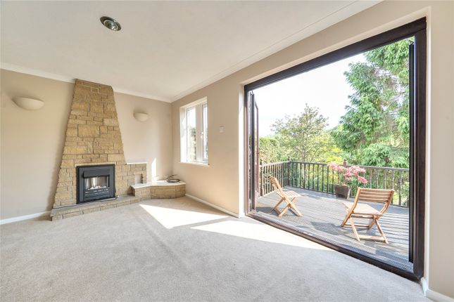 8, Fullwood Drive, Huddersfield photo 3