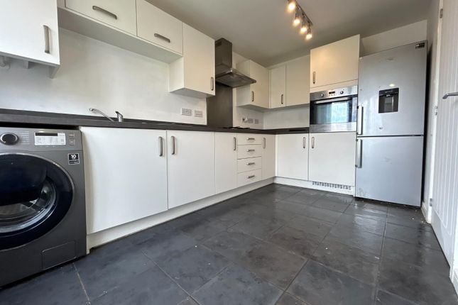 Thumbnail Property to rent in Virginia Drive, Pendlebury, Swinton, Manchester
