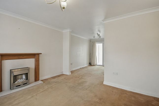 4, King Alfred Close, Bridgwater photo 3