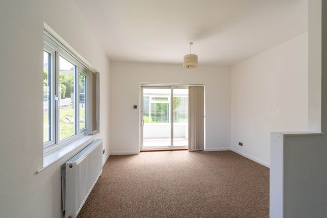 38 Minster Way, Bath photo 4