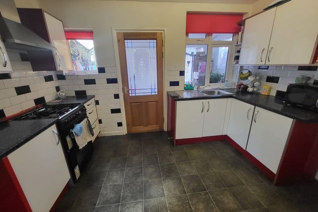 56 Lewis Street, Tipton photo 2