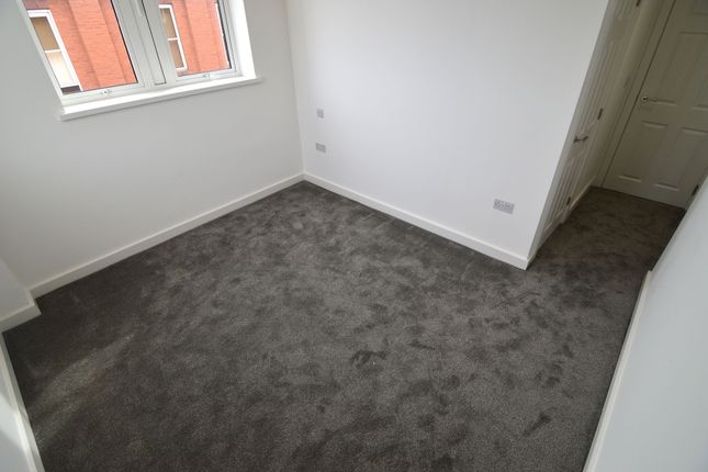 Thumbnail Flat to rent in Flat, Thornhill House, Thornhill Street, Wakefield