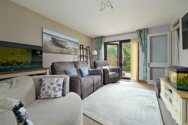 7, Henley Fields, Grove Green photo 4