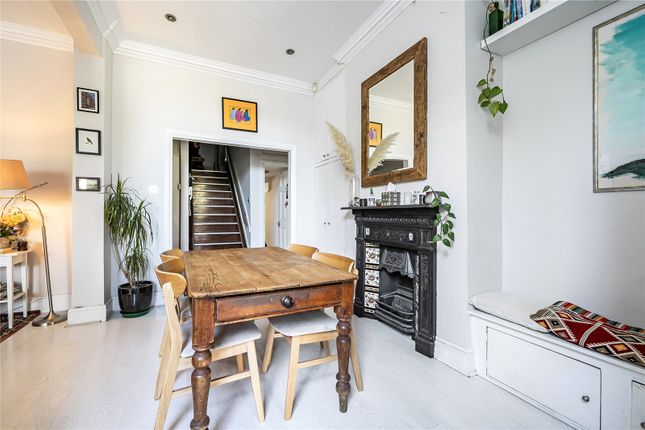 Basement Flat, 15, Methuen Park, London photo 4