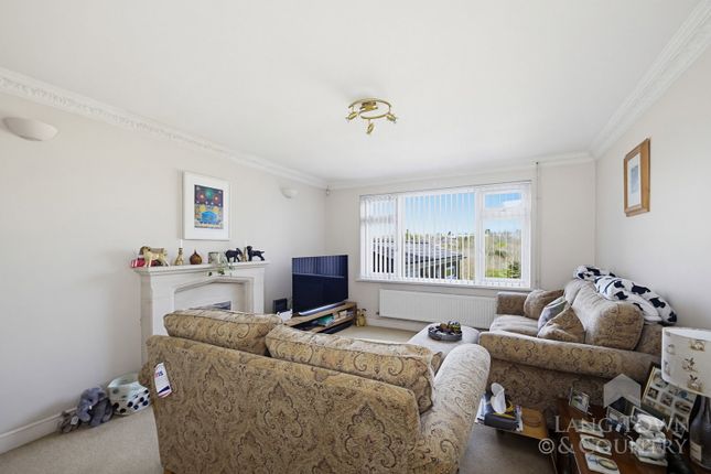 74, Dunraven Drive, Plymouth photo 3