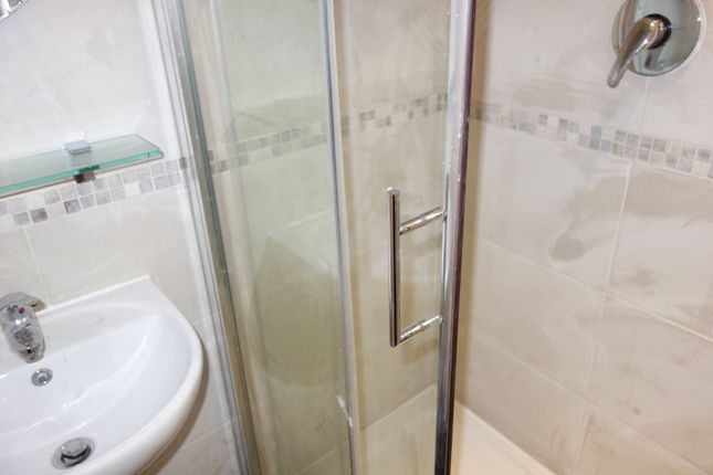 70b, Church Road, London photo 5