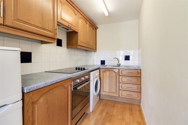 Flat 7, Poynters Lodge, Chesterton Road, Cambridge photo 4